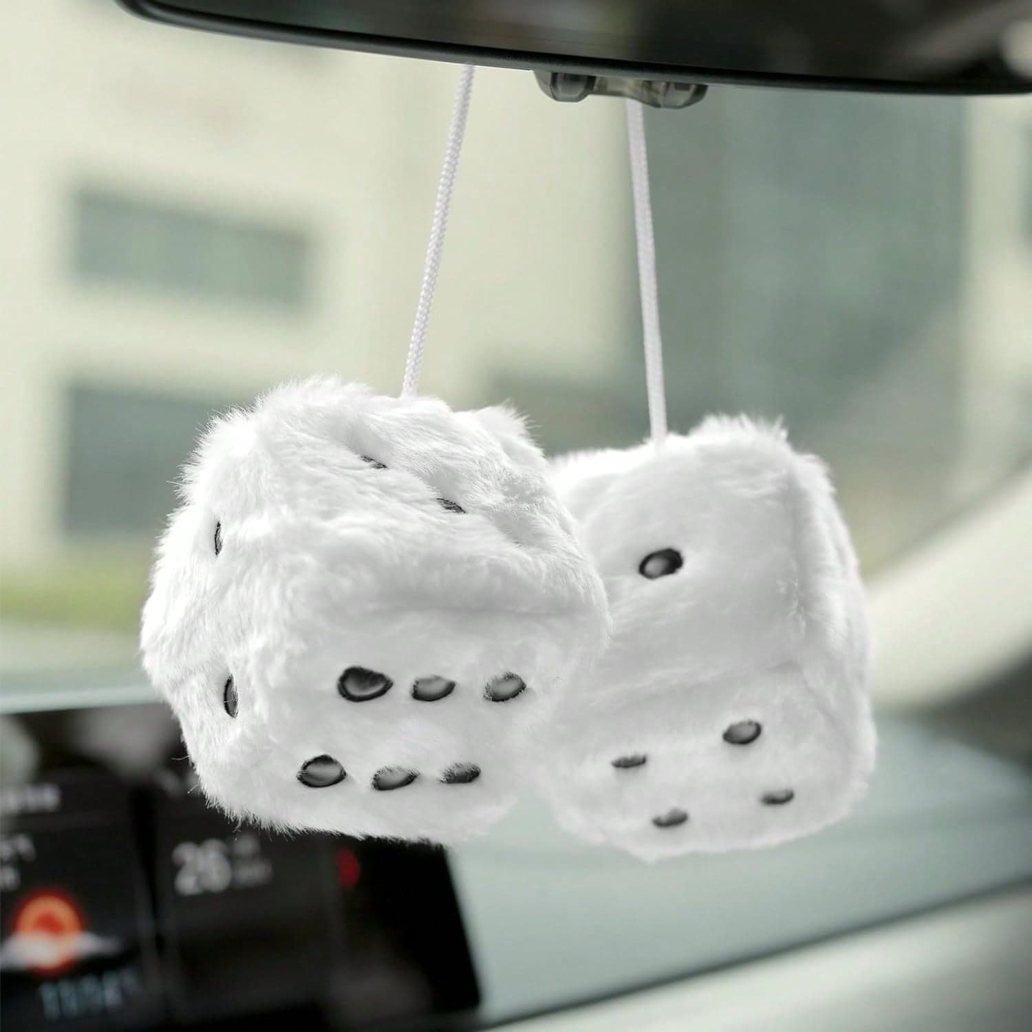 Couple Fuzzy Dice With Leather Dots Retro Car Mirror Hanging Accessories For Car Decoration one-size white