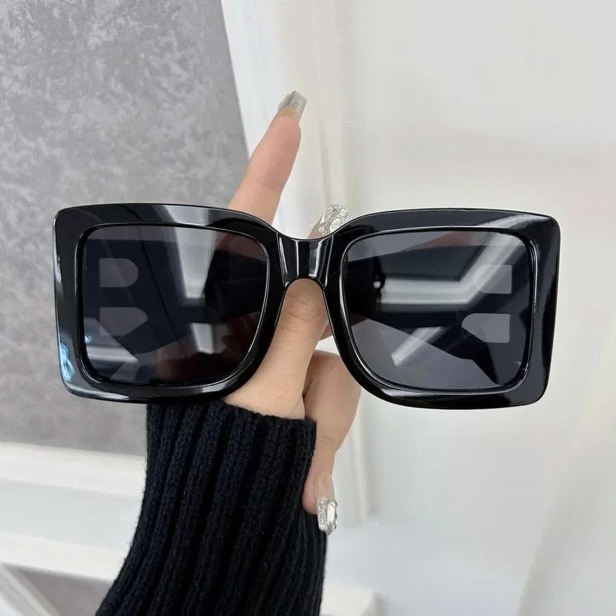Stylish Square Sunglasses for Women Men Classic Retro Fashion Glasses Casual Oculos UV Protection Unisex Other
