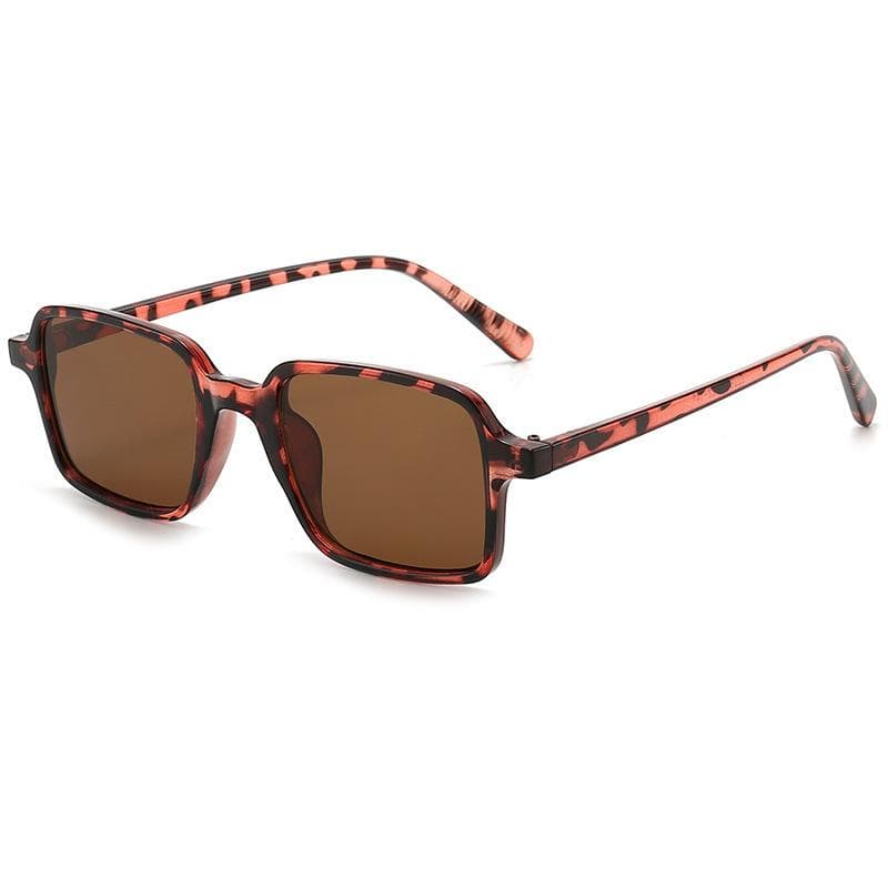 Vintage Square Sunglasses Women Retro Rivet Mirror Sun Glasses Fashion Female Designer Black Eyewear Brand 1PC