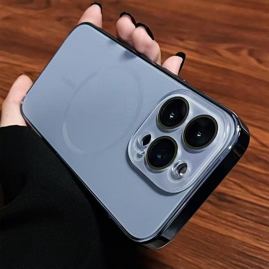 Thin Circle Strong Magnetic Suction Suitable for IPhone16promax Soft Edge AG Matte Apple 15 Crystal Lens 13 Mobile Phone Case iPhone12
