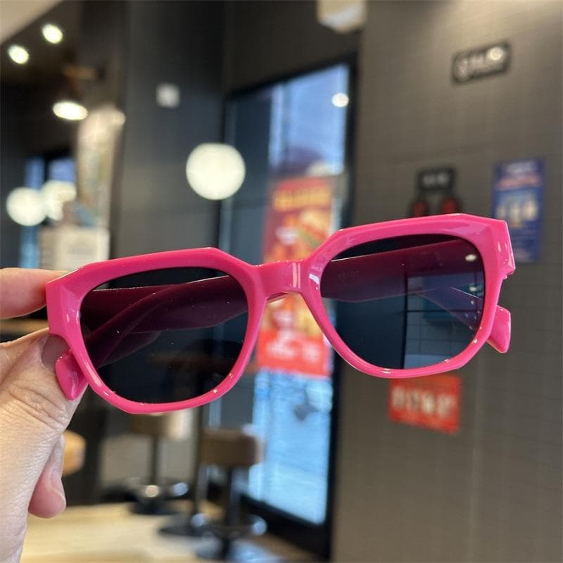 Kids UV400 Sun Protection Sunglasses Boys Girls Classic Outdoor Colors Protect Eyes Baby Glasses Children Eyewears 1PC