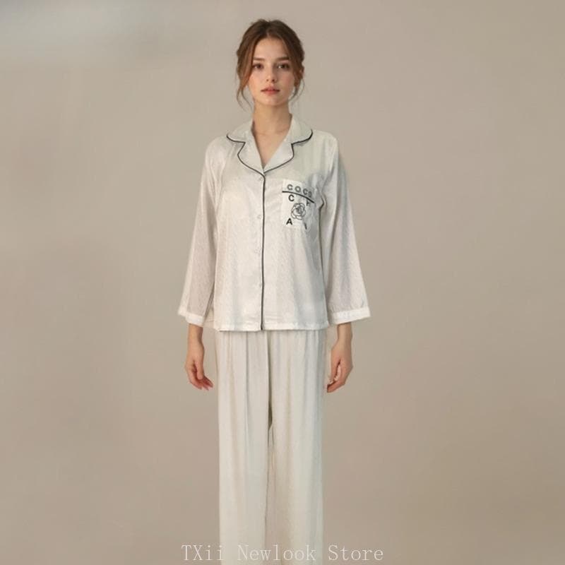 Gentle and Cool Ice Silk Long-sleeved Pajamas Women's Suit Black and White Camellia Spring Loose Women XL white