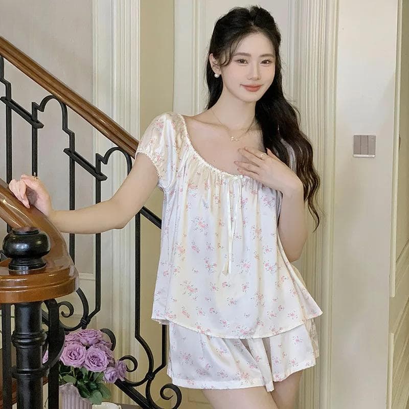 Simple French Pajamas Suit Women's Summer New Sweet and Lovable Short-sleeved Shorts Home Clothes Ice Silk Suit XL white