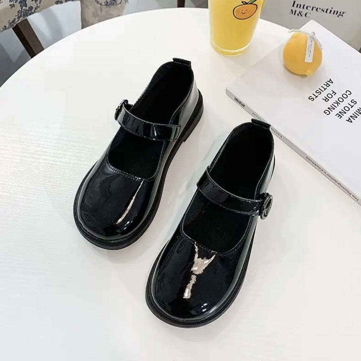 Spring Autumn Lolita Shoes Buckle Mary Janes Shoes Patent Leather Shallow Woman Flats Girls Shoes Fashion Soft Loafers 37