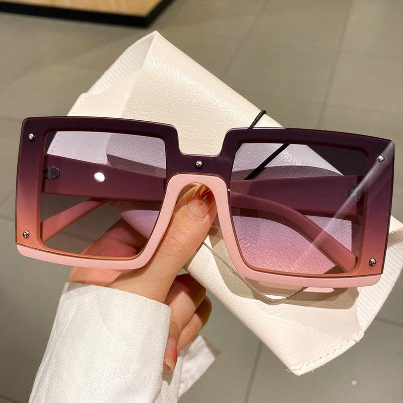 Luxury Designer Oversized Square Sunglasses Women Vintage Punk Rivet Elegant Pink Shades Fashion Sun Glasses