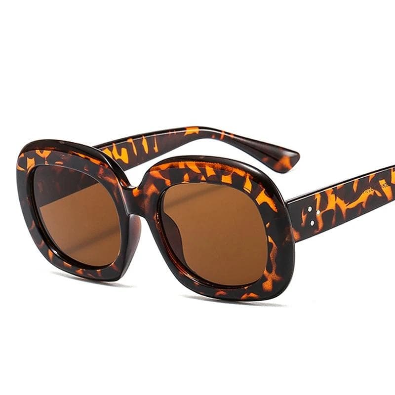 Vintage Oval Sunglasses Women Retro Thick Edges Design Sun Glasses Lady Gradient Black Leopard Eyeglasses Uv4 Mirror look picture
