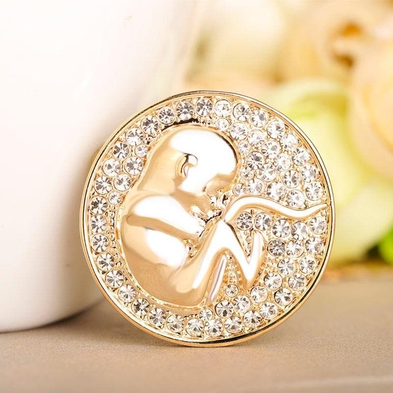 Fashion Round Coin Shape Baby Pattern Crystal Alloy Brooch Scarf Suit Pins Party Anniversary Gifts Clothing Accessories gold