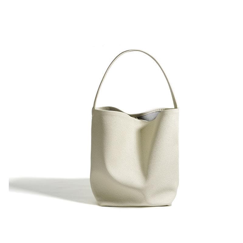 For Autumn and Winter, Carry A Large-capacity, Single-shoulder, Large-head Layer Skin, Commuter Bucket Skin Under The Armpits white