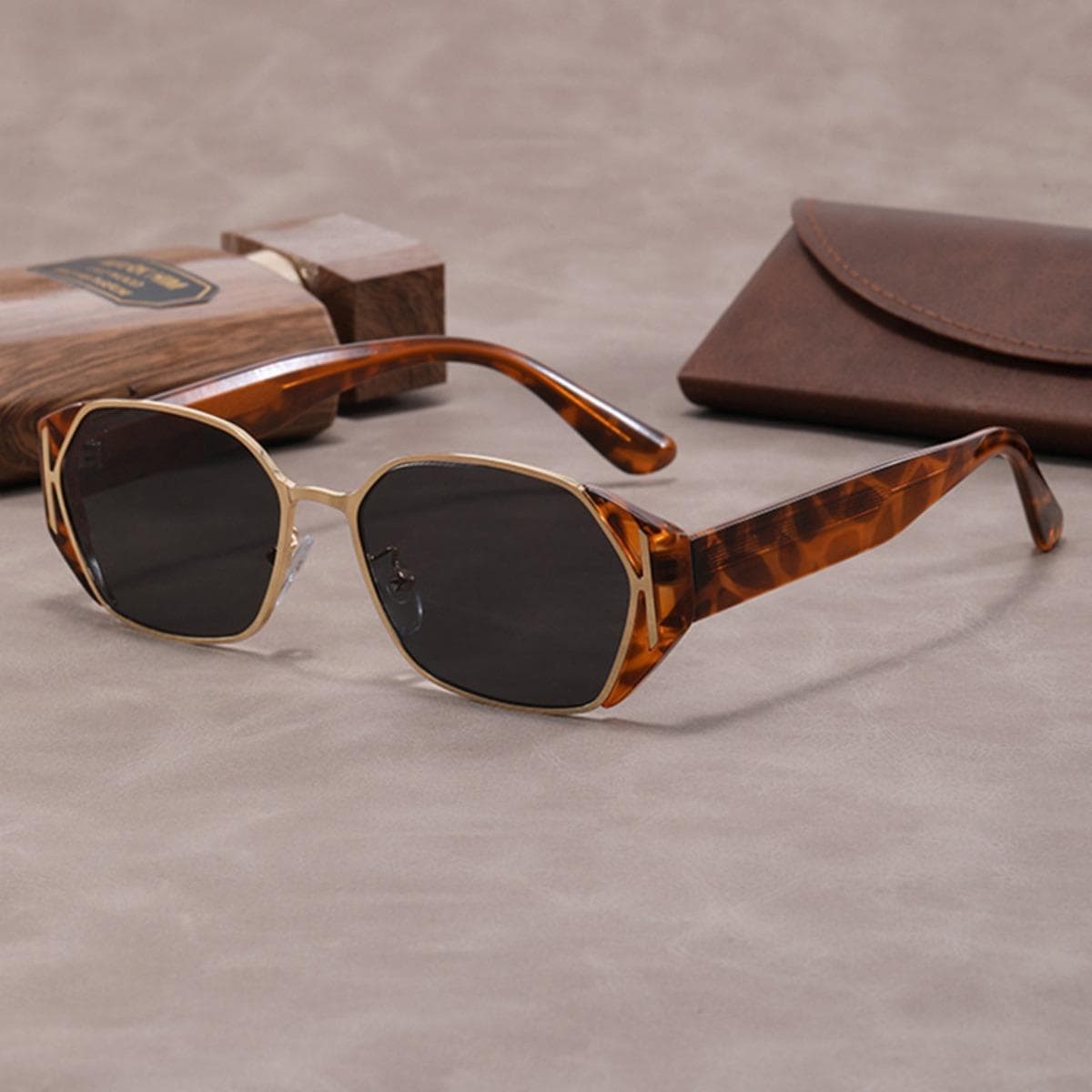 New Fashion Retro Oval Sunglasses For Women Men UV400 Protection Trendy Designer Shades Eyewear