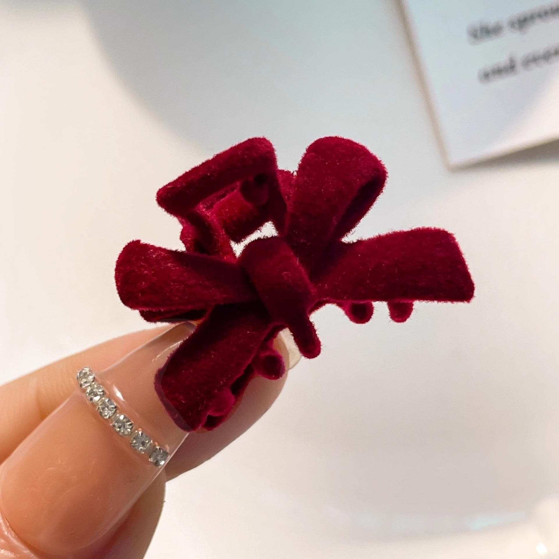 Korean Velvet Bow Hair Clip Claw Clamp Sweet Black Red Bow Small Hair Claw Clip Princess Headwear Girls Women Hair Claw Clip 2pcs