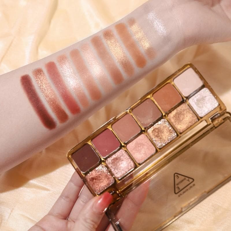 12 Color Eye Shadow Plate Matte Pearl Eyeshadow Girl Beginner Makeup Eyeshadow Tray 02
