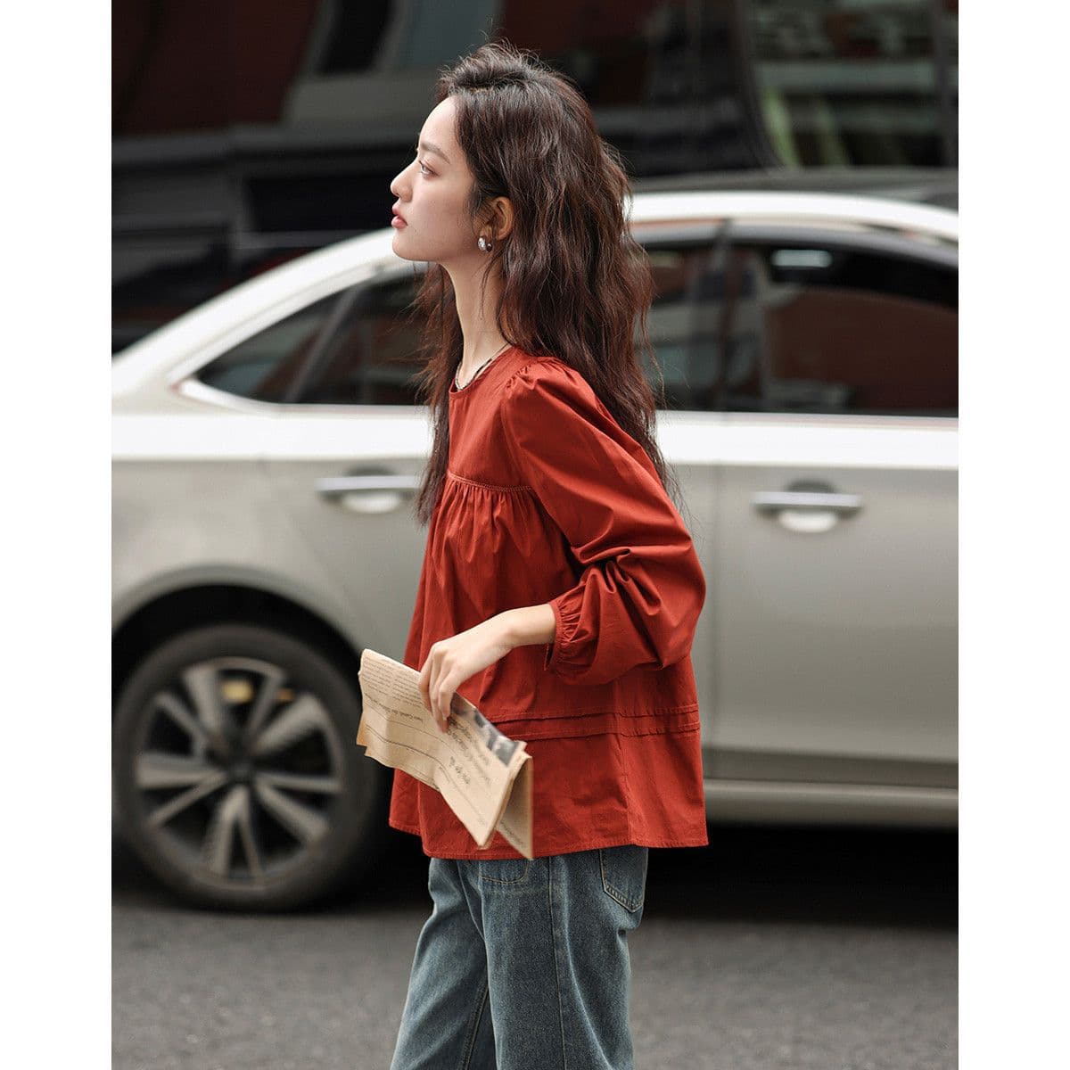 Round Neck Doll Shirt Simple French Romantic Lace Pleated Shape Age-reducing Girl-like Pullover Shirt 3XL red