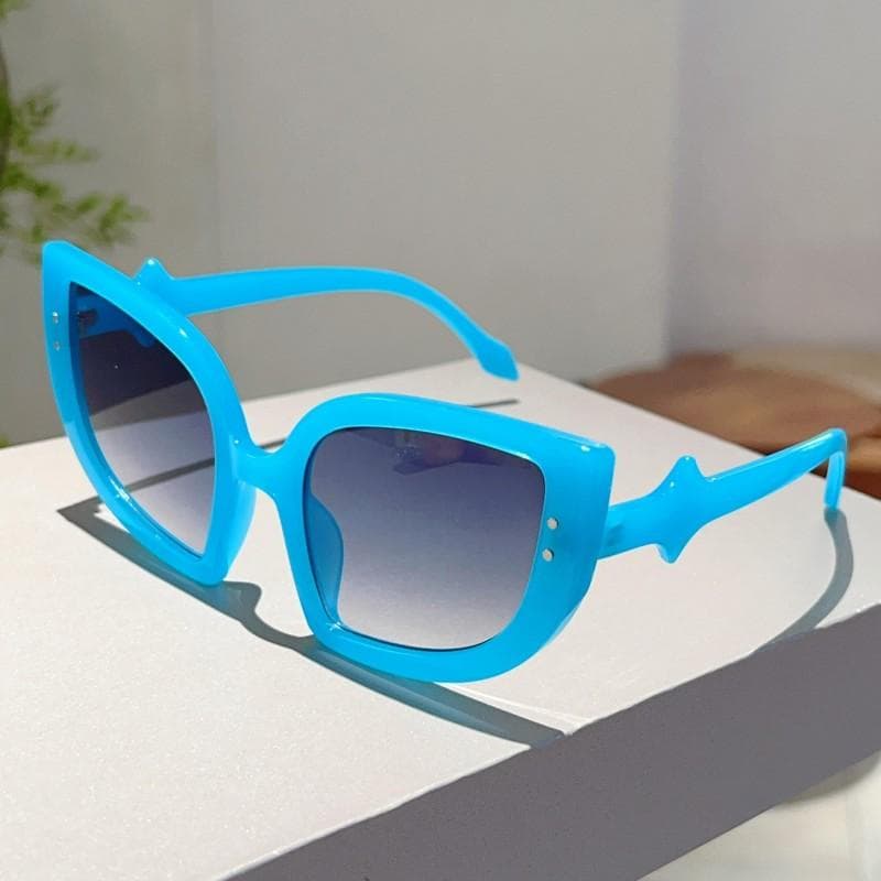 KAMMPT Cat Eye Sunglasses Women Fashion Gradient Candy Color Rim Trendy Brand Design Halloween Party Shades Sun Glasses without case
