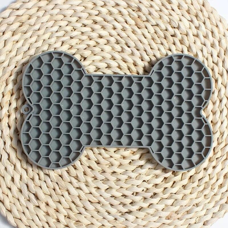 Bone Shape Silicone Licking Pad Pet Dog Peanut Butter Slow Food Bowl Eating for Cats Dogs Feeder Feeding Lickmat grey