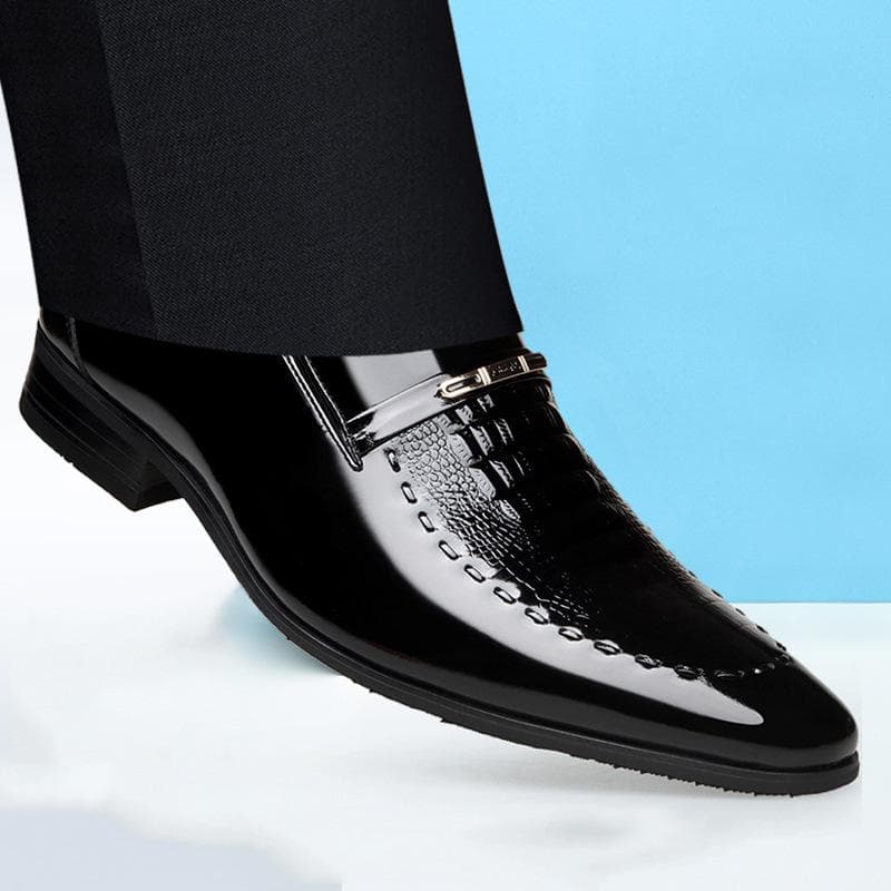 Men's Shoes New Crocodile Pattern Large Size Men's Patent Leather Business Leather Shoes Set Tiptoe Glossy Leather Shoes Men 41 black
