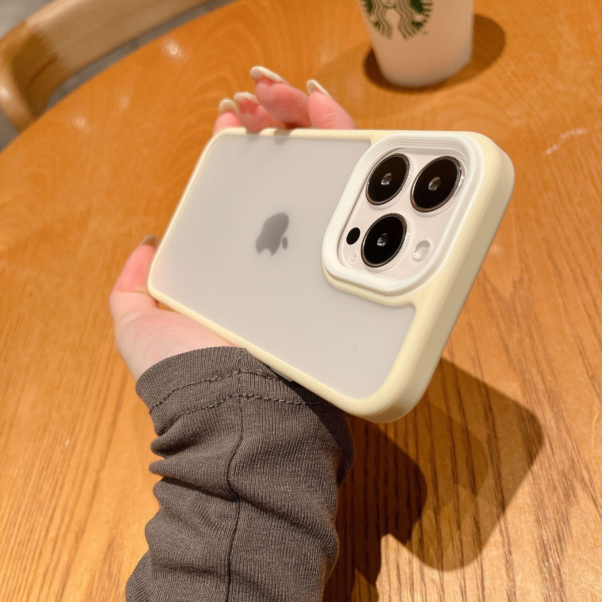 Applicable To IPhone 16 Color Matte Phone Case Apple 14 ProMAX Skin-sensing Translucent Youdian Case 15 iPhone 7G/8G/SE2 Universal