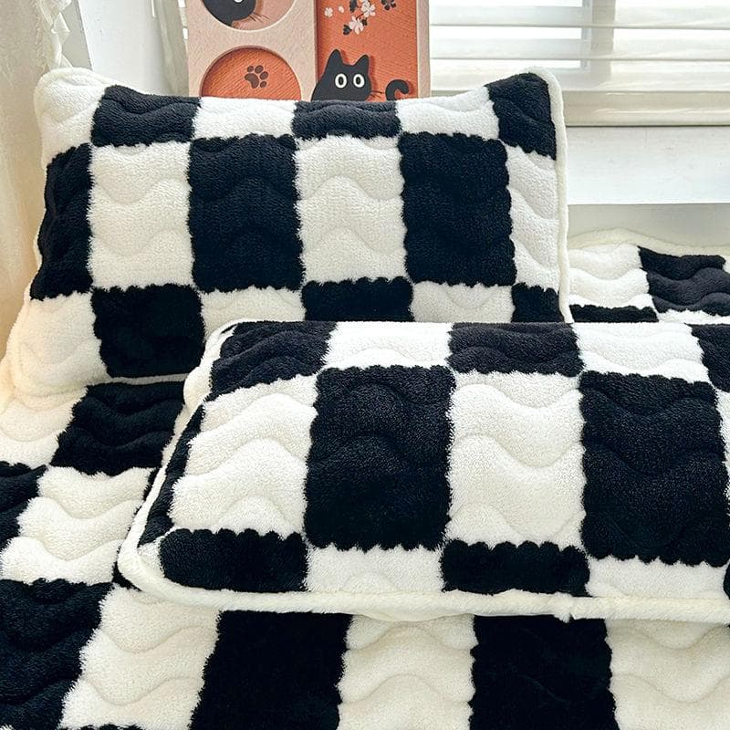 Milk Flannel Cotton Pillowcase Paired with Thick Coral Flannel Pillowcase, Winter Velvet Cover 48 * 74cm-2pcs