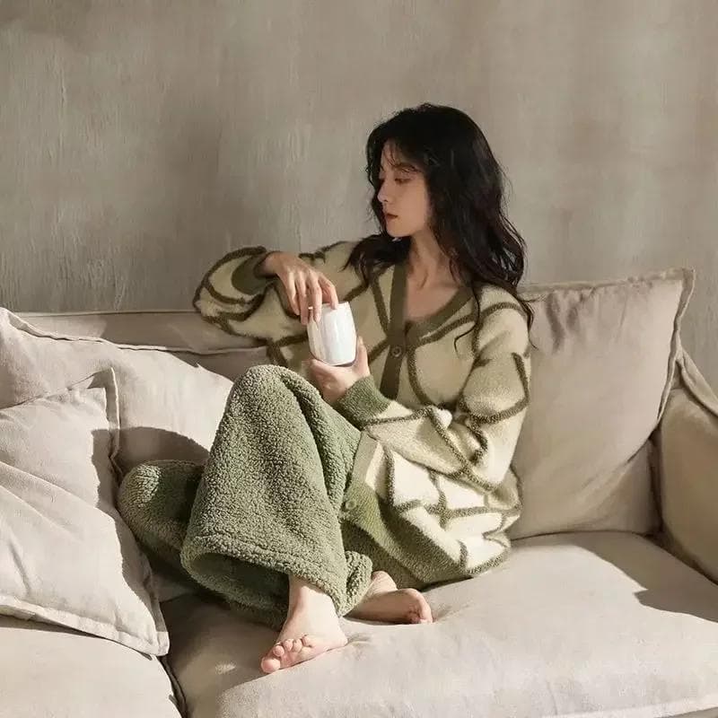Winter Lazy Wind Coral Fleece Pajamas Women Plaid Homewear Cardigan Pile Thicken Loungewear Suit Loose V-neck Female Sleepwear XL