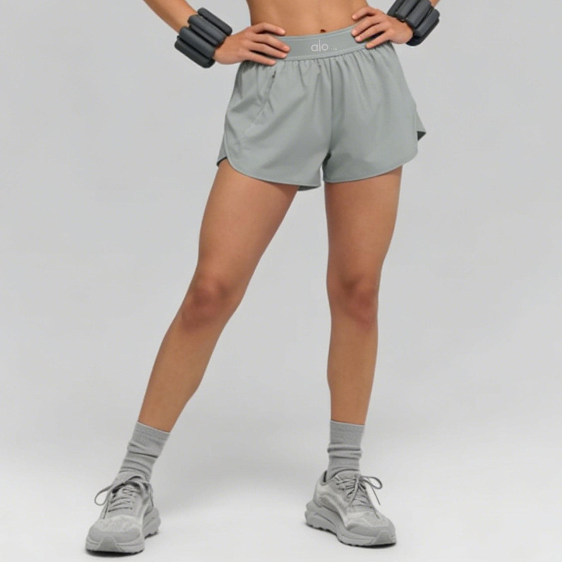 Alo Sco Women's Hip-Lifting Yoga Shorts: Quick-Dry Three-Quarter Length for Exercise, Fitness, Running, and Marathon Extra Large