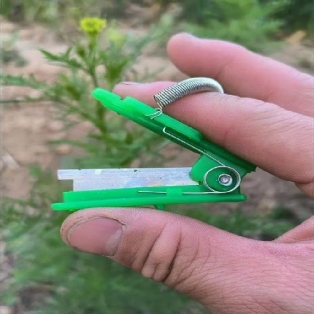 Multifunction Thumb Knife Garden Pruner Fruit Picking Device Safe Fruit Blade Tool Cutting Blade Rings Finger Protector Catcher green