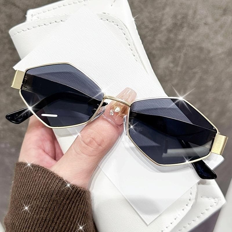 1/2PCS Retro Women Glasses Full Frame Black Decorative Lens Lightweight Comfortable Fashion Eyewear
