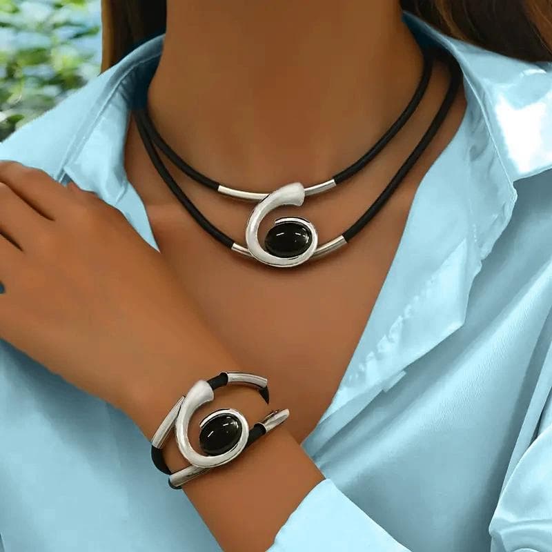 Fashion Bohemian Jewelry Set Necklace And Bracelet For Ladies white