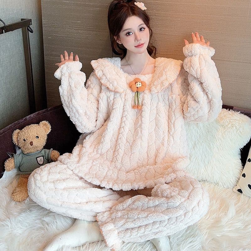 Pajamas female Autumn and winter intensification Coral fleece Extra large Cute flannel warm loungewear set sleepwear women 5XL
