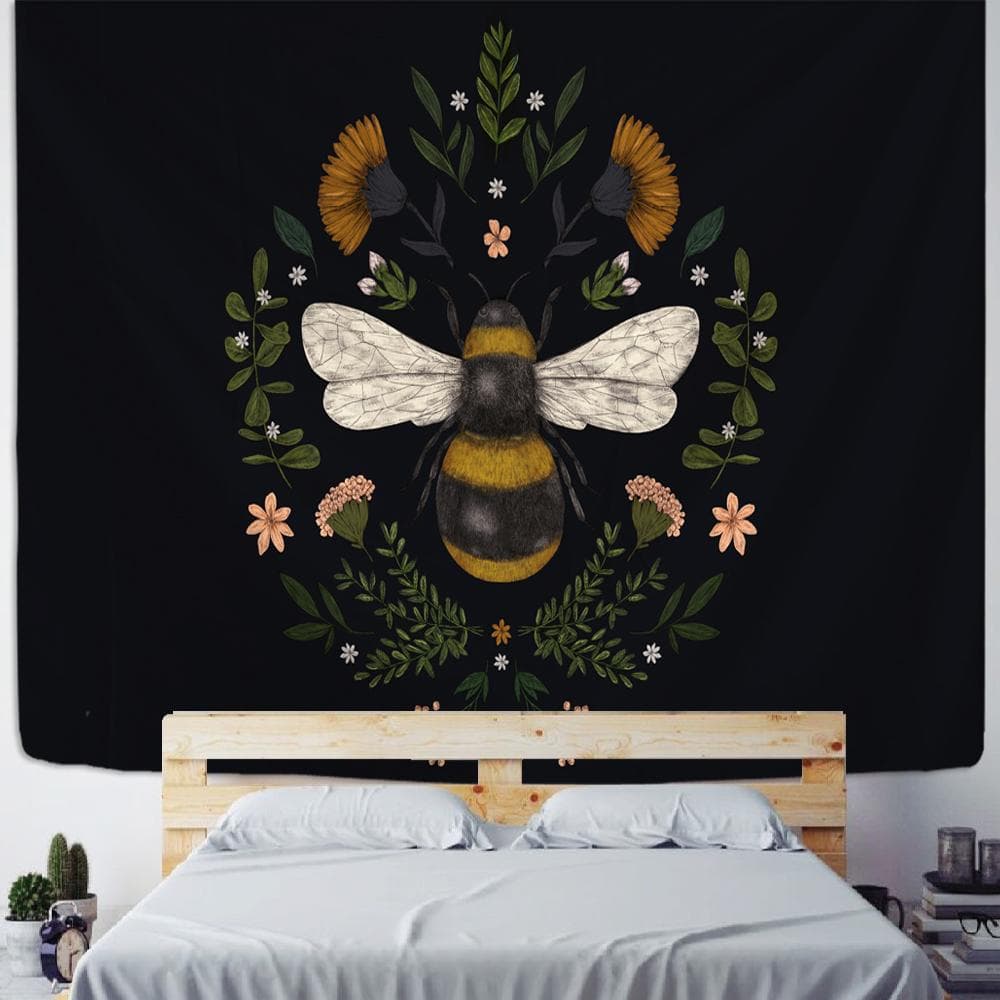 Bee Floral Tapestry Wall Hanging Daisy Flower Wall Decor Tapestries Hanging Bedroom Drom Room Wall Decor Small Black Tapestry 95x70CM