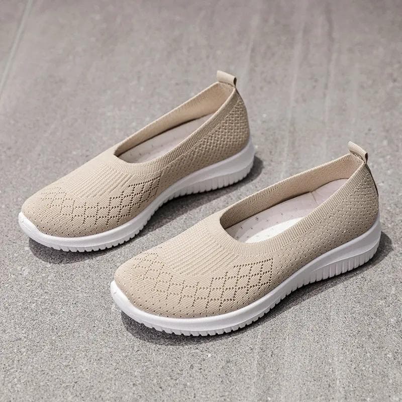 Spring Summer Women's Cloth Shoes Women's Breathable Soft Bottom Fashion Casual Non-slip Ladies Breathable Single Shoes 35 beige