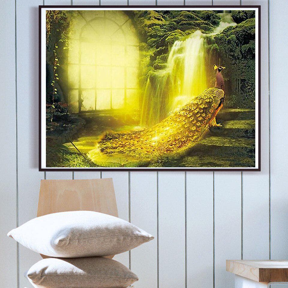 Diamond Painting Animal Cross Stitch Full Drill Round Diamond Embroidery Golden Peacock Decoration 20X30CM