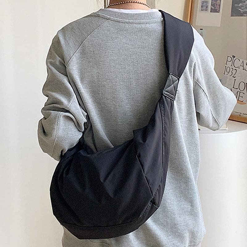 New Fashion Summer Large Capacity Casual Nylon Women Bag Korean Style Hobos Bag Youth Crossbody Shoulder Bag black