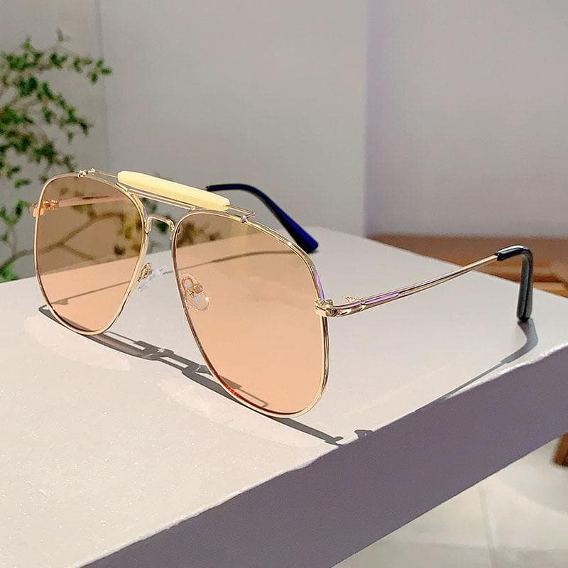 KAMMPT Vintage Pilot Black Sunglasses Women Luxury Oversize Trendy Metal Beach Sun Glasses Fashion Shades as picture shows