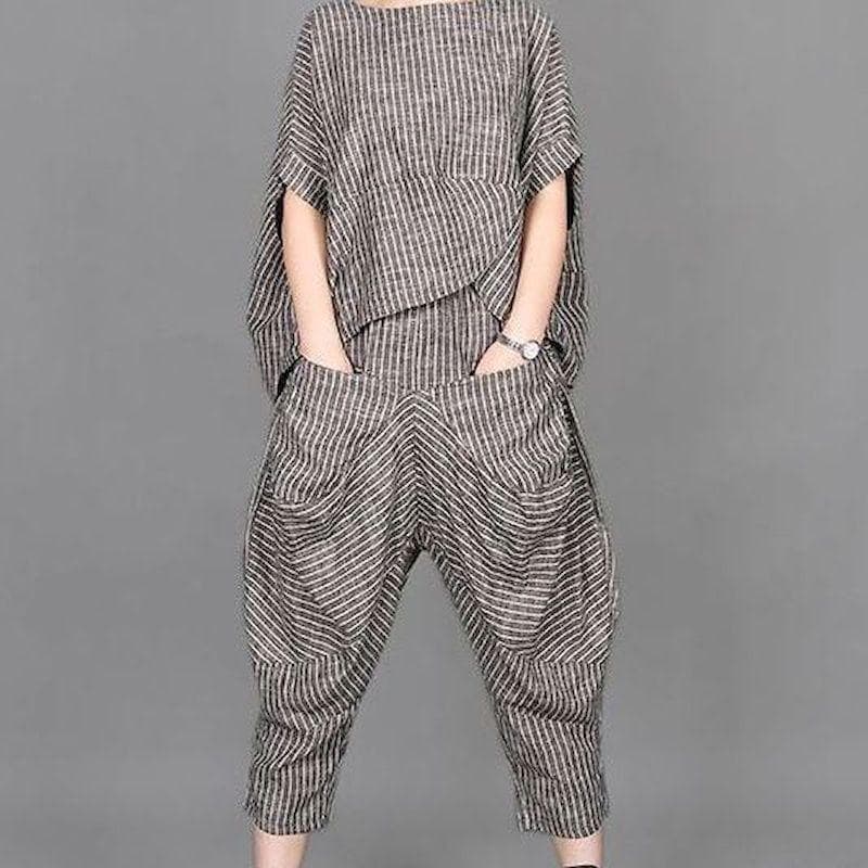 Summer Women's Suits RETRO Art Stripe Short Sleeve T-shirt Loose Top Women's Knickerbockers Casual Pants Two Piece Sets M grey