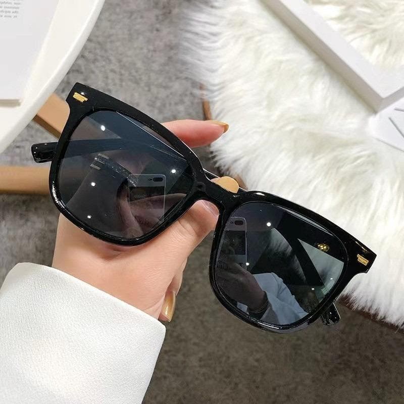 Korean Fashion Round Sunglasses Women Men Retro Style Big Frame Wild Shade Eyewear Rice Nails Design