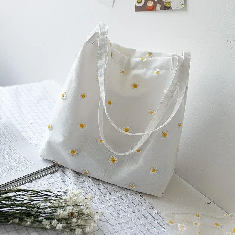 Small Canvas Tote Bag for Women Girls Shopper Designer Handbag Casual Embroidery with Daisy Crochet Cute Mesh Shoulder Bags white