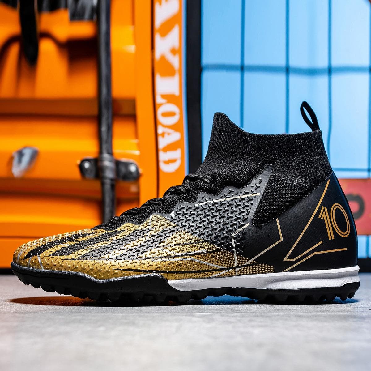 Men's Soccer Shoes Large Size Ultralight Football Boots Boys Sneakers Non-Slip AG/TF Soccer Cleats Ankle Boots Unisex 45