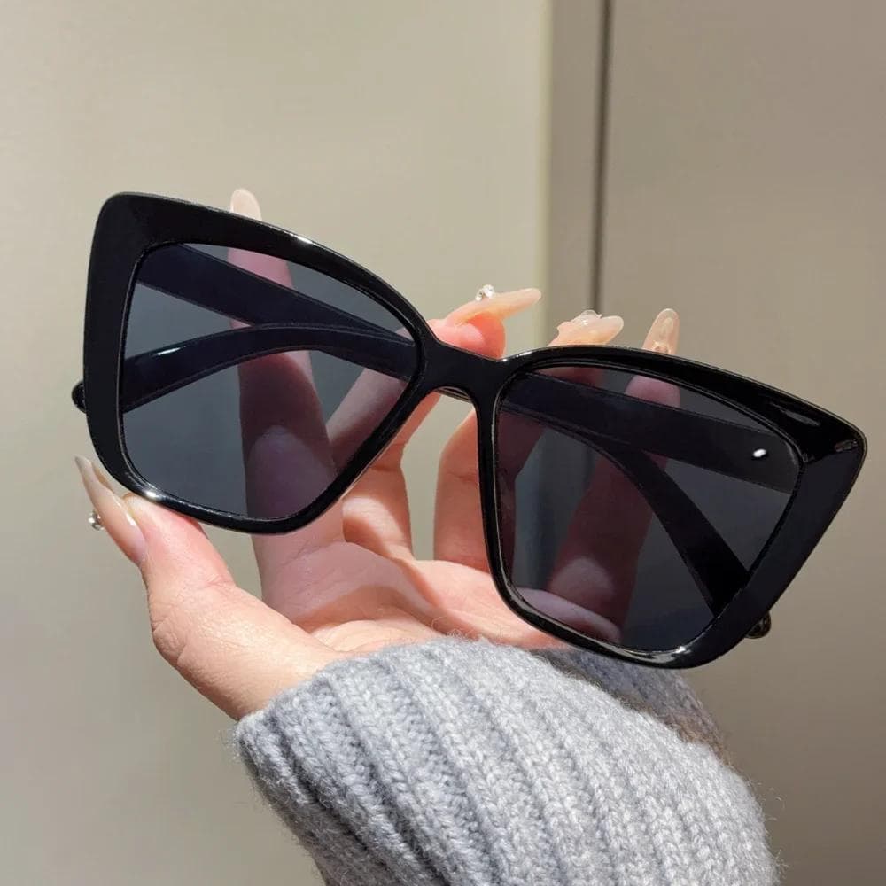 Trendy Large Frame Cat Eye Sunglasses UV400 Protection Retro Square Sun Glasses for Women Men Fashion Eyewear Shades