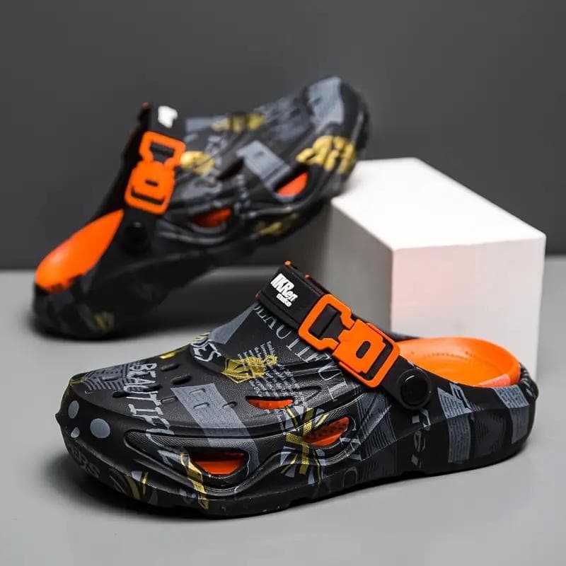 Men's Fashion Thick Sole EVA Clogs Unique Design Slip-On Breathable Garden Shoes with Safety Strap and Soft Insole Suitable for Outdoor 42 black