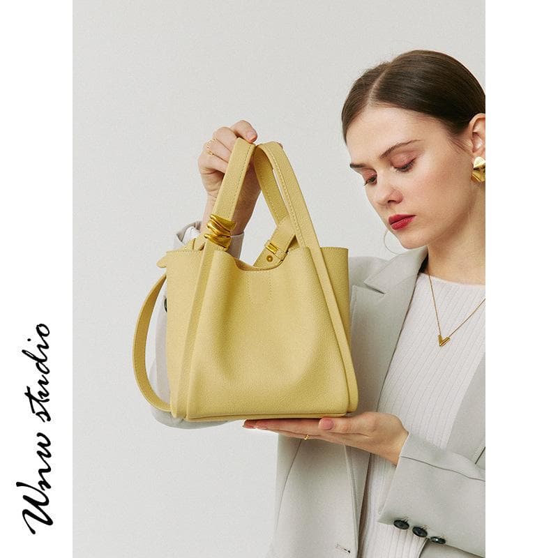 Bucket Bag Genuine Leather Bag Vegetable Basket Soft Women's Bag Single Shoulder Hand-held Cowhide Crossbody Bag One Size