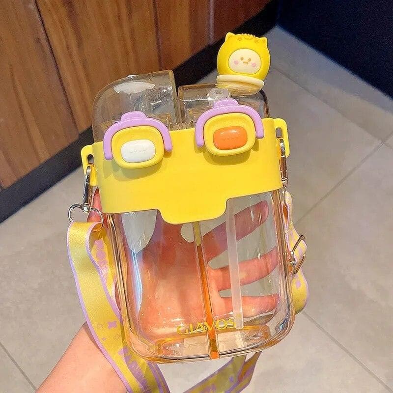 Drinking Bottle Large-Capacity Double-Bin Plastic Straw Cup Children Portable Carrying Water Bottle with High Beauty Cartoon Out 530ml yellow