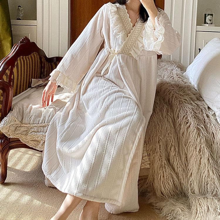 Sweet Thicken Flannel Warm Long Robes for Women Vintage Princess Embriodery Loose Kimono Sleepwear Autumn Winter Home Clothes L