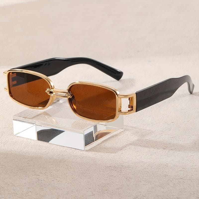 Square Retro Glasses for Men Women Fashion Decorative Eyewear Party Catwalk Accessories