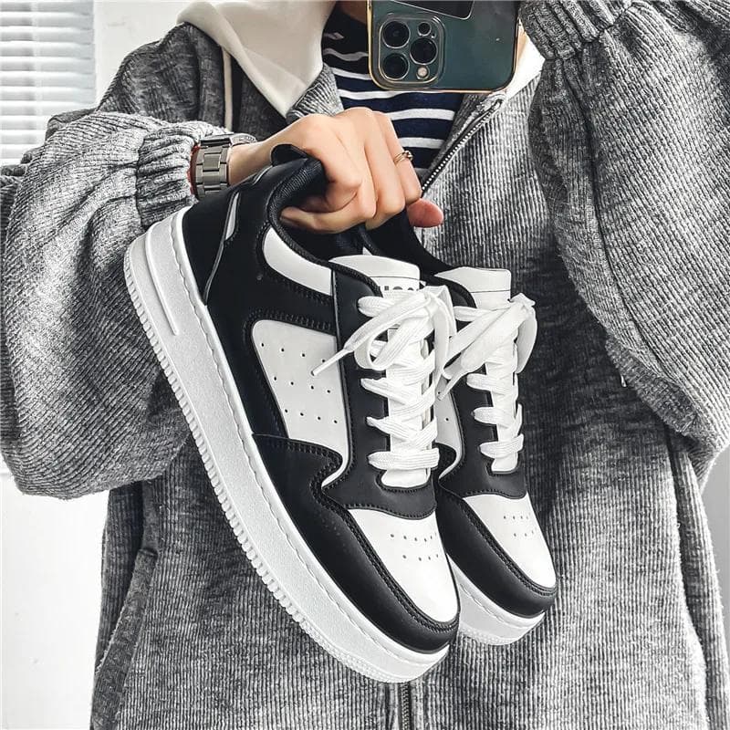Casual Shoes Fashion Leather Men Non-slip Wear-resistant Sneakers Women Comfortable Flat Slip-on Spring Autumn Couple Shoes 39