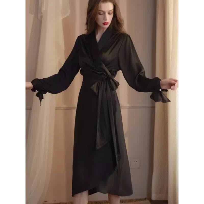 Real Silk Wedding Party Sister Team Bride Robe with Gold Letters Kimono Silk Pajamas Bridesmaid Bathrobe Mother Shower Sleepwear XL