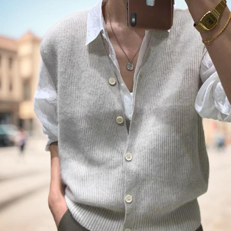 2023 Cardigan Sweater Vest Women Loose Autumn and Winter Warm Knitted Vest Sweater for Women Loose Solid Sleeveless Sweaters 16348 One Size white