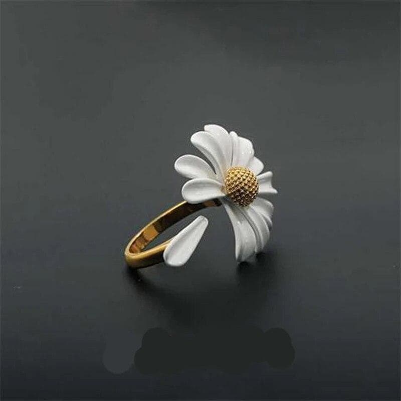 Korean Daisy Flower Elegant Opening Rings Women Adjustable Wedding Party Engagement Finger Rings Statement Jewelry Gift Resizable
