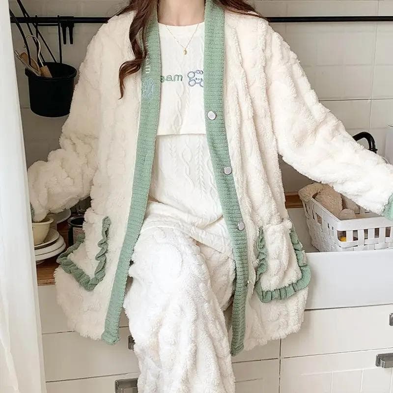 Winter Thickened Maternity Pajamas, Coral Velvet Pajamas, Women's Thickened Warm Home Clothes, Women's Home Clothes 2XL white