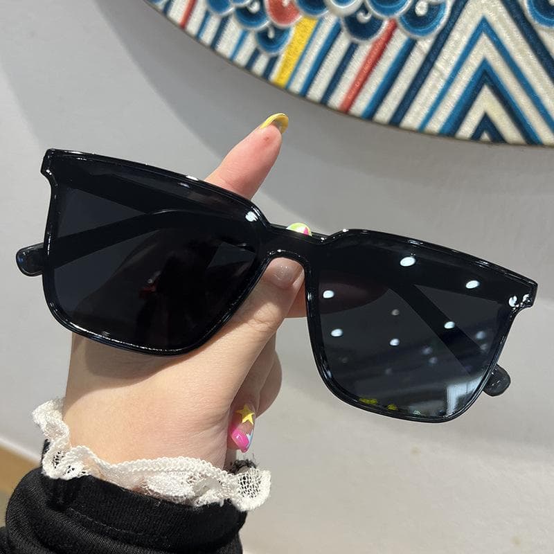 New Classic Retro Men Women Sunglasses Summer UV400 Protection Fashion Outdoor Sunshade Eyewear Gafas De Sol 1PC