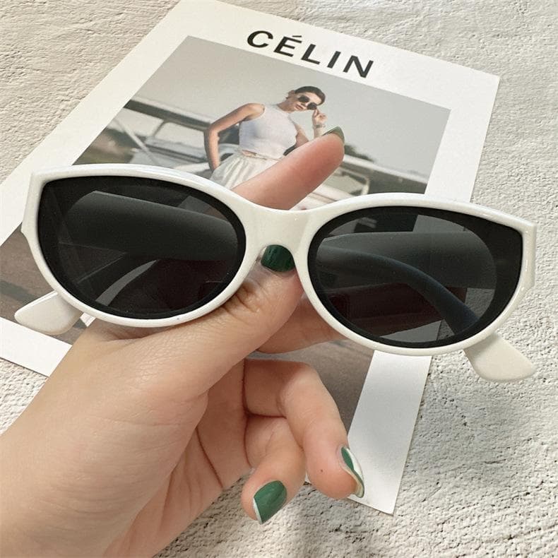 Retro Oval Large Frame Sunglasses UV Protection Hip-hop Street Fashion for Women As shown