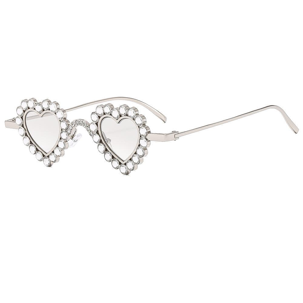 Retro Heart Shaped Sunglasses Fashion Metal Love Cute Sun Glasses Small Colorful Eyewear For Women UV400 Sunshades